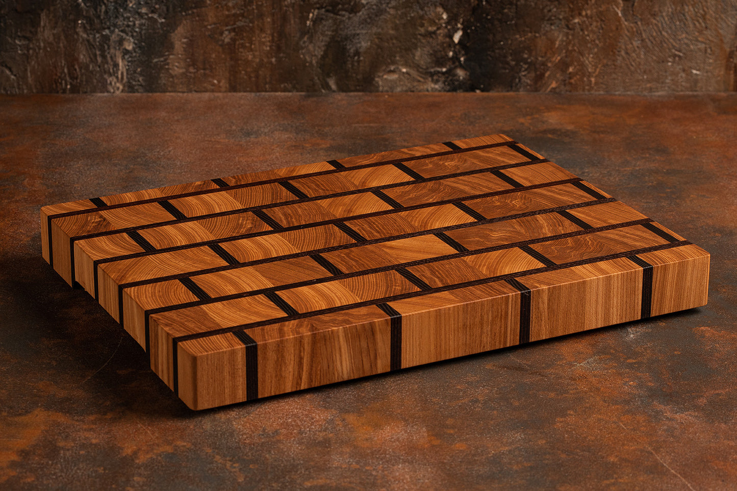 Cutting Board Doshka Monte Ash+Sapele Grain Brickwork