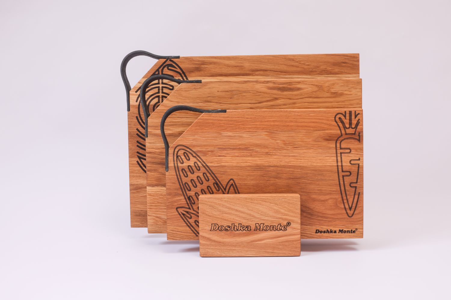 Premium Oak Cutting Board Set – 3 Engraved Boards with Stand & Leather Handle