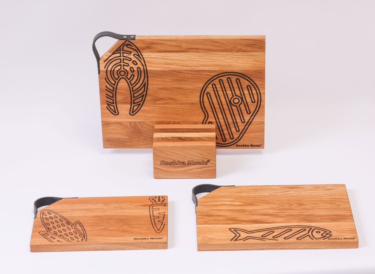 Premium Oak Cutting Board Set – 3 Engraved Boards with Stand & Leather Handle